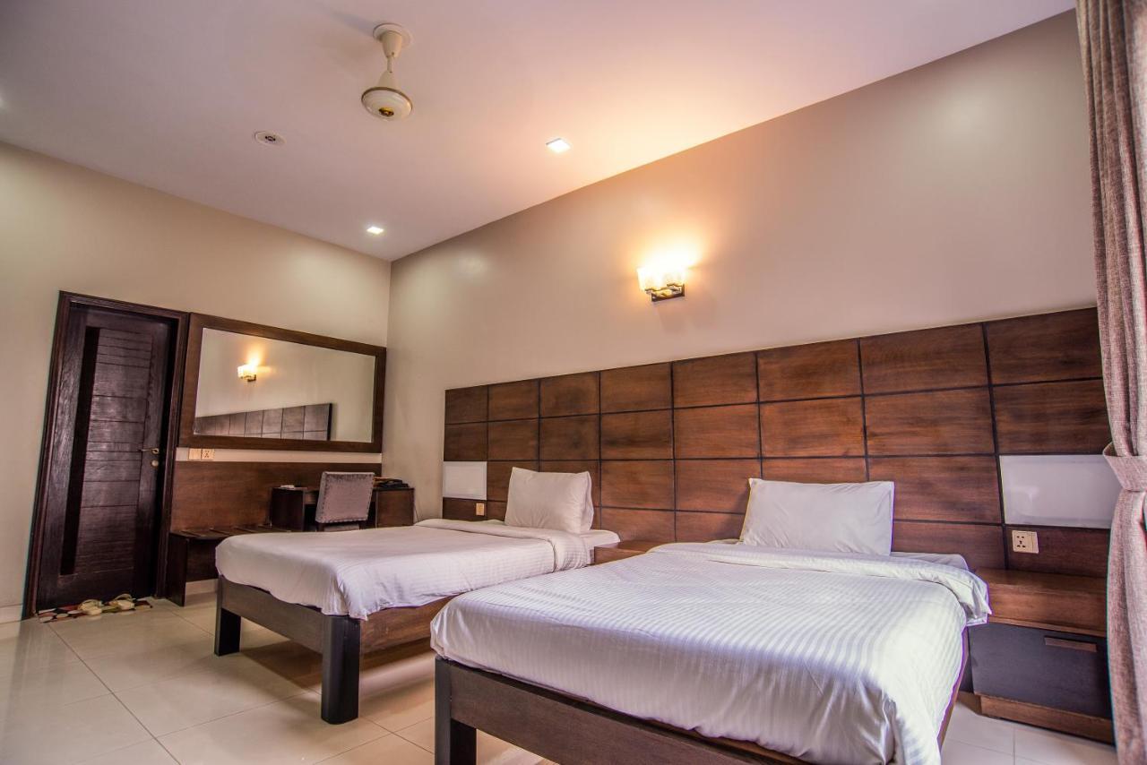 ฮิลล์ไซด์โฮมส์ Hotel การาจี ภายนอก รูปภาพ